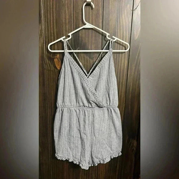 Paper Crane Shorts Romper-Size:Large - Picture 3 of 7